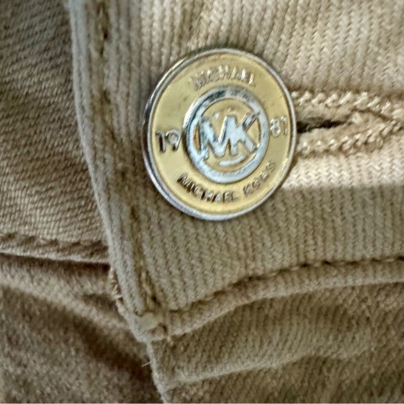 Michael Kors women’s stretch chinos size 6 tan excellent condition - Picture 2 of 6